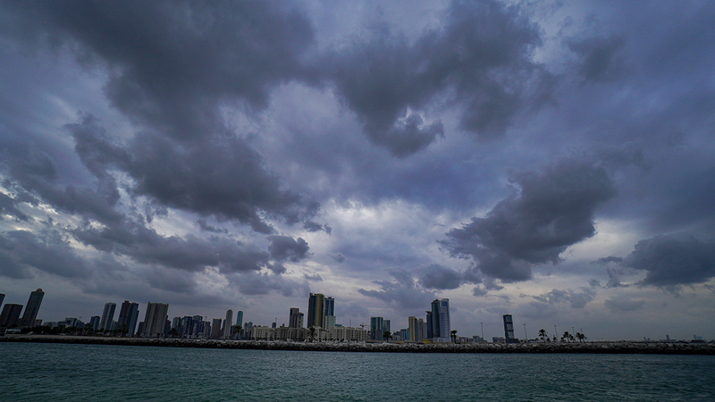 توقع المركز الوطني للأرصاد أن يكون الطقس اليوم حاراً وصحواً إلى غائم جزئياً أحياناً.   تصوير: أشوك فيرما