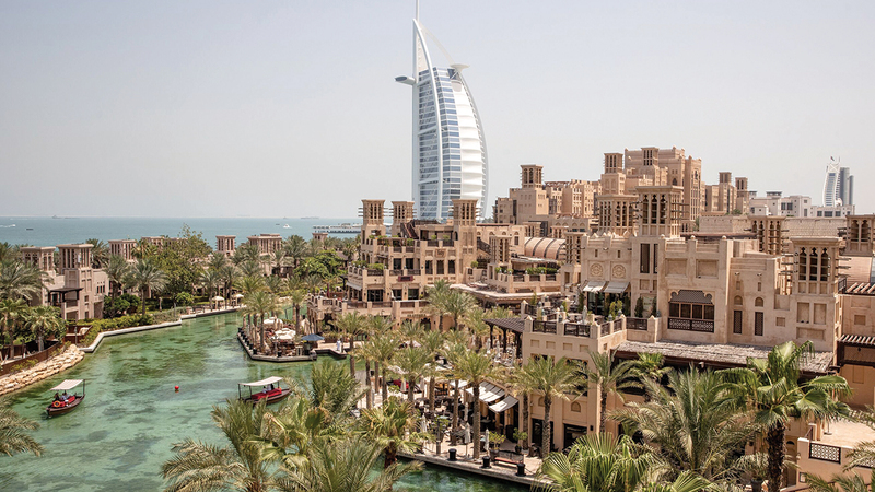 دبي تتمتع بمقومات سياحية هائلة وبنية تحتية متطوّرة.   أرشيفية