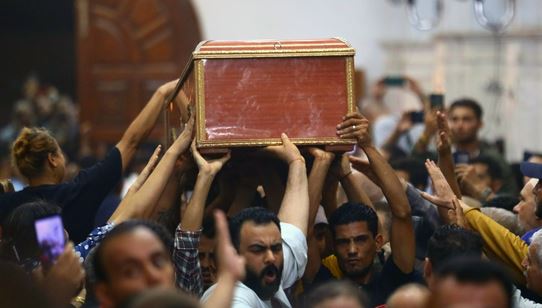 ونعى شيخ الأزهر الإمام أحمد الطيب ضحايا الحريق في بيان، وأكد استعداد الأزهر "لتقديم كل أوجه الدعم إلى جانب مؤسسات الدولة للمصابين وجاهزية مستشفيات الأزهر لاستقبال المصابين مع تقديم الدعم النفسي لهم".