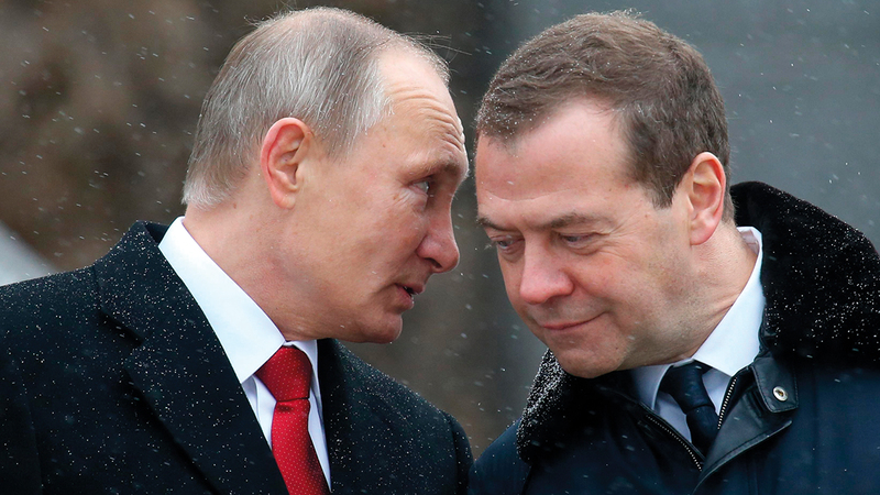 بوتين وميدفيديف في تناغم سياسي تام.   أرشيفية