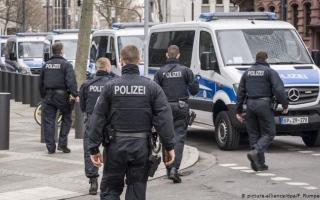 السجن مدى الحياة والعلاج النفسي لمرتكب جريمة دهس عشوائي في ألمانيا