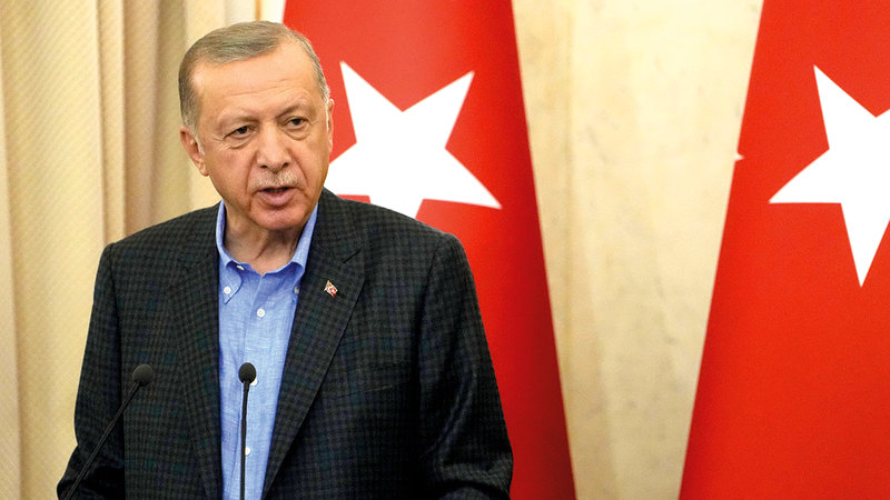 رجب طيب أردوغان: «ليست لدينا أطماع في الأراضي السورية، لأن الشعب السوري شقيق لنا».