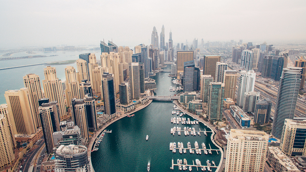 المعاملات العقارية التي شهدتها دبي الشهر الماضي تجاوزت ذروة المبايعات في يوليو 2013.   أرشيفية