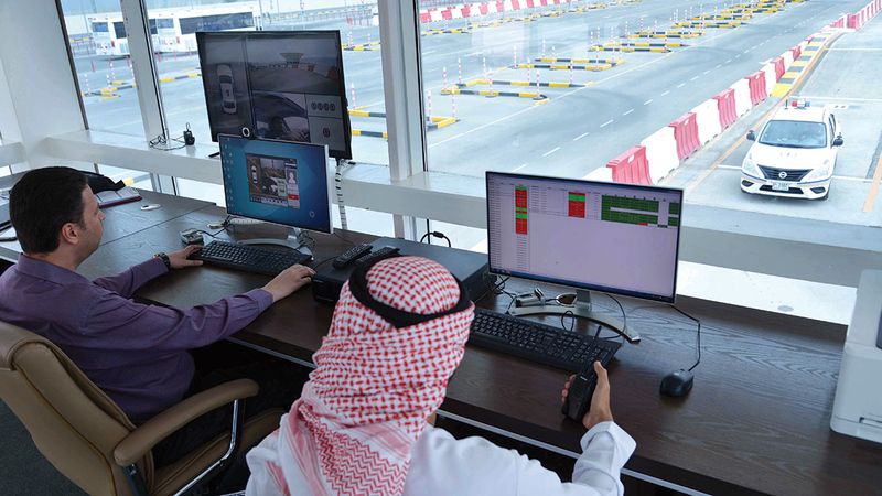 غرفة المراقبة في الساحة الذكية. من المصدر