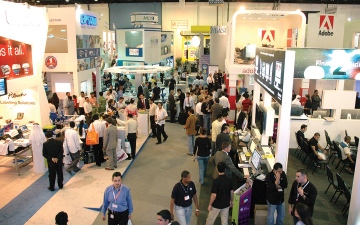 الصورة: سياحة الأعمال في الإمارات تتجاوز مستوياتها قبل «كورونا»