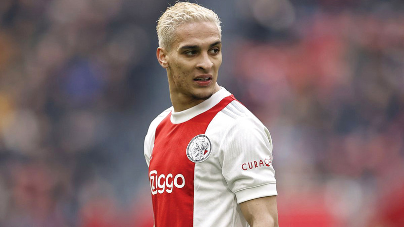 أنتوني انتقل إلى مان يونايتد من أياكس الهولندي. من المصدر