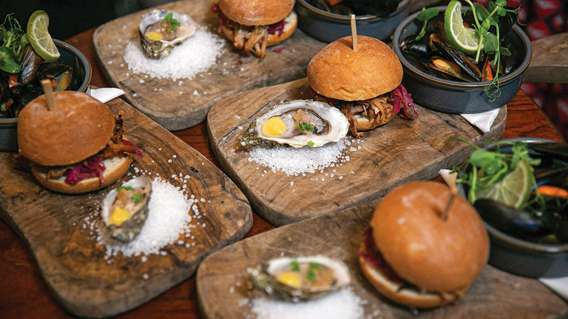 مهرجانات أيرلندا غنية بالمأكولات والموسيقى والإبداع.