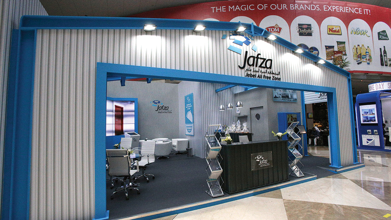 دبي أكبر مركز لتجارة السيارات الجديدة وأضخم سوق للسيارات المستعملة في المنطقة. أرشيفية