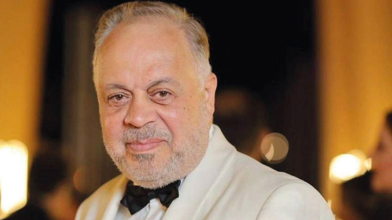 أشرف زكي.  من المصدر