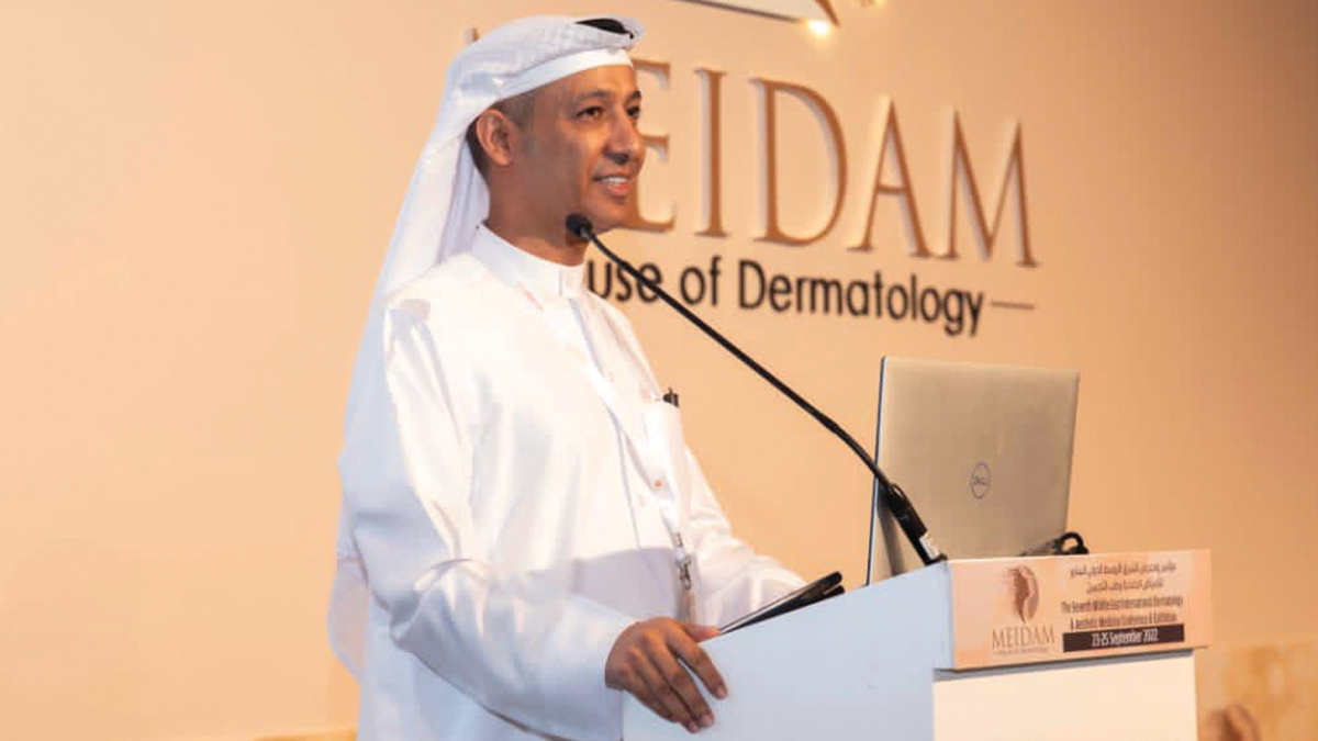 استشاري الأمراض الجلدية والتجميل رئيس المؤتمر: الدكتور خالد النعيمي.
