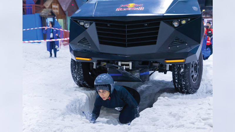 جانب من منافسات تحدي الثلج. من المصدر