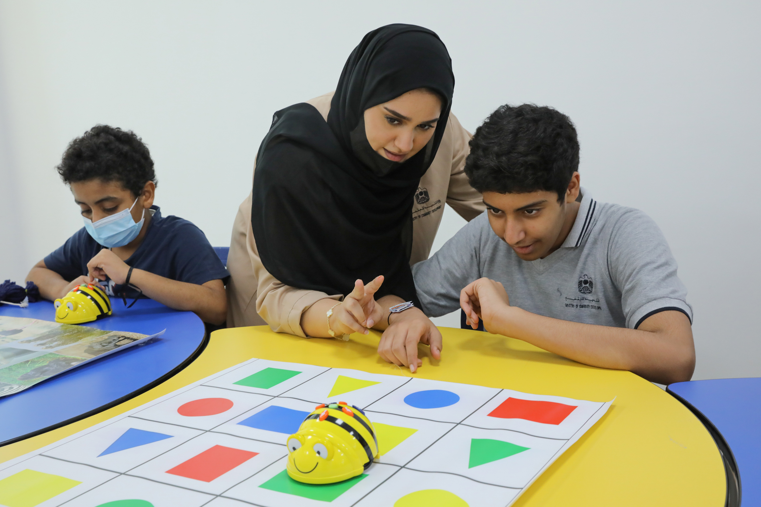 Conditions to ensure effective communication with people of