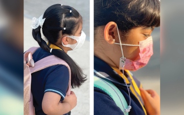 الصورة: طلبة يرفضون التخلي عن الكمامة مع تخفيف إجراءات «كورونا»