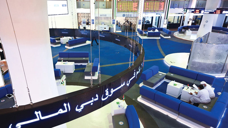 مؤشر سوق دبي المالي أغلق عند مستوى 3379 نقطة. تصوير: أحمد عرديتي