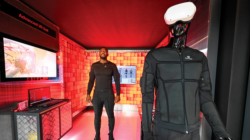 يمكن استخدام البدلة لأغراض علاجية أو تعليمية. تصوير: باتريك كاستيلو