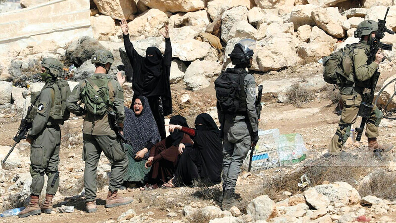 إسرائيل شرّدت عائلة الحروب عقب هدم منزلها.   عن وكالة «وفا»