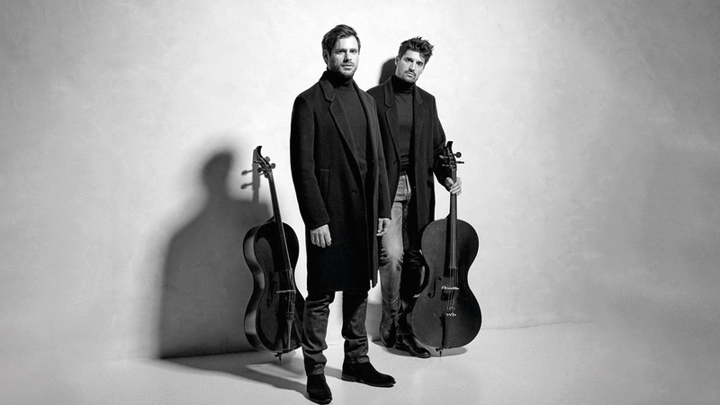 لوكا سوليك وهاوزر معروفان باسم «تو تشيلوز».   من المصدر