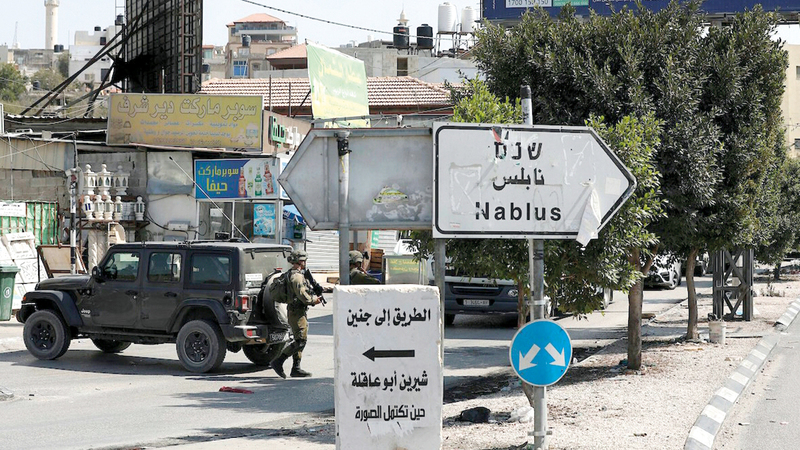 الاحتلال قطع تواصل نابلس مع المدن المجاورة. الإمارات اليوم
