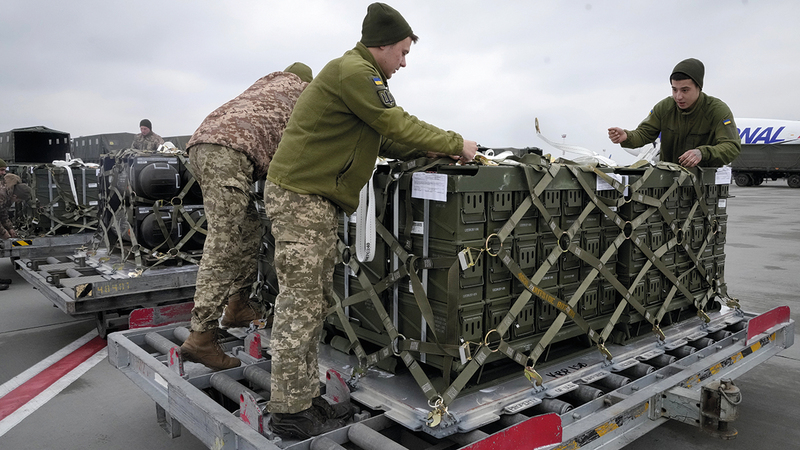 الولايات المتحدة قدمت مساعدات عسكرية لأوكرانيا بعشرات المليارات من الدولارات. أ.ب
