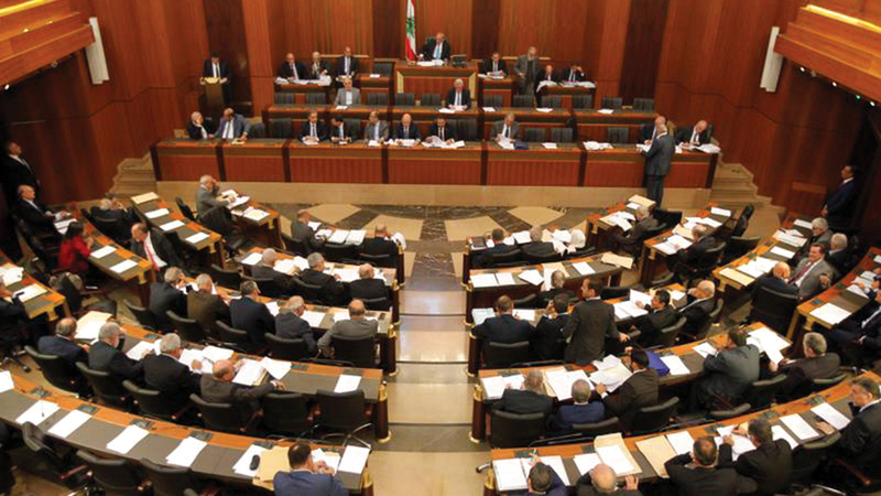 البرلمان اللبناني عاجز عن اختيار رئيس حتى الآن. رويترز
