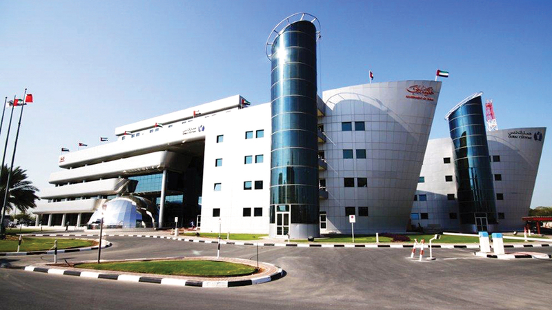 %99.6 من المعاملات أنجزت عبر الأنظمة الذكية لجمارك دبي.	 من المصدر