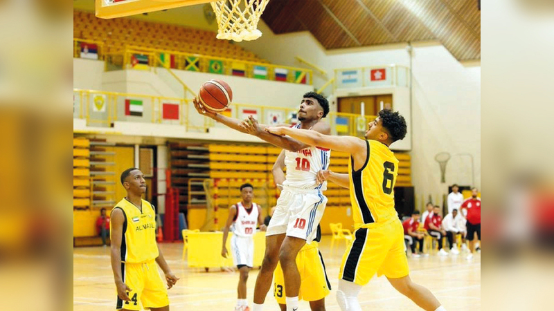 جانب من منافسات دوري السلة لمرحلة الشباب في الموسم الماضي.   من المصدر