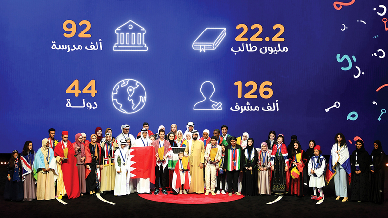 نائب رئيس الدولة كرّم الفائزين في الدورة الأكبر بتاريخ «تحدي القراءة العربي». وام