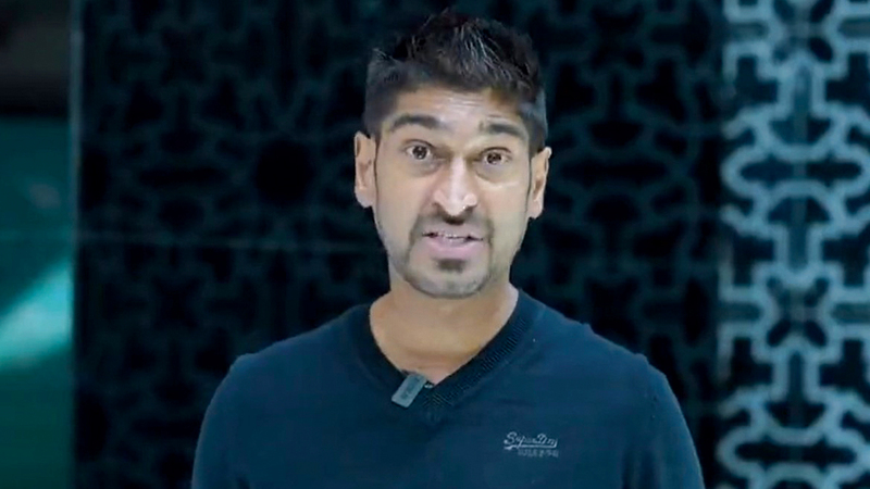 جستن أنثوني.