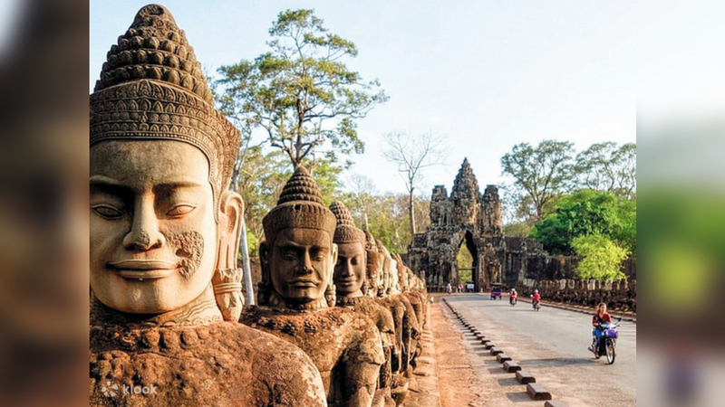 أنجكور العاصمة القديمة ومن المقاصد الأكثر جذباً في العالم. أرشيفية