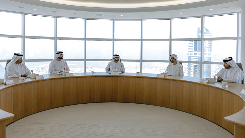 حمدان بن محمد ترأّس الاجتماع الأول للجنة العليا لتكنولوجيا المستقبل والاقتصاد الرقمي.   وام