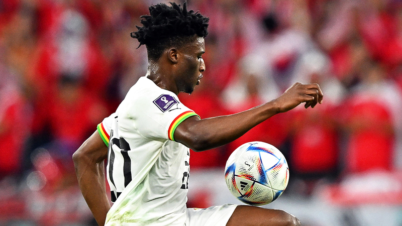 محمد قدوس أحرز هدفين لتفوز غانا 3-2 على كوريا الجنوبية.  إي.بي.إيه