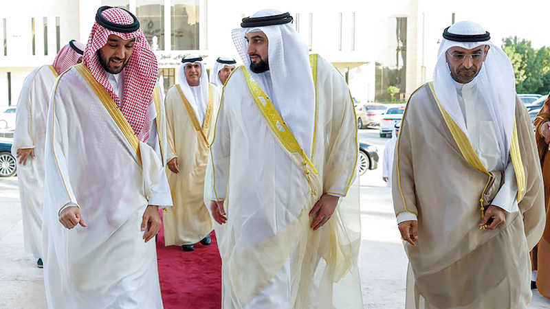 أحمد بن محمد خلال مشاركته في اجتماع رؤساء اللجان الأولمبية.   من المصدر