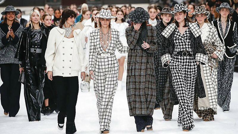 دور الأزياء باتت تبحث عن &laquo;مديرين فنيين توافقيين&raquo; لا يثيرون الانقسام. أرشيفية