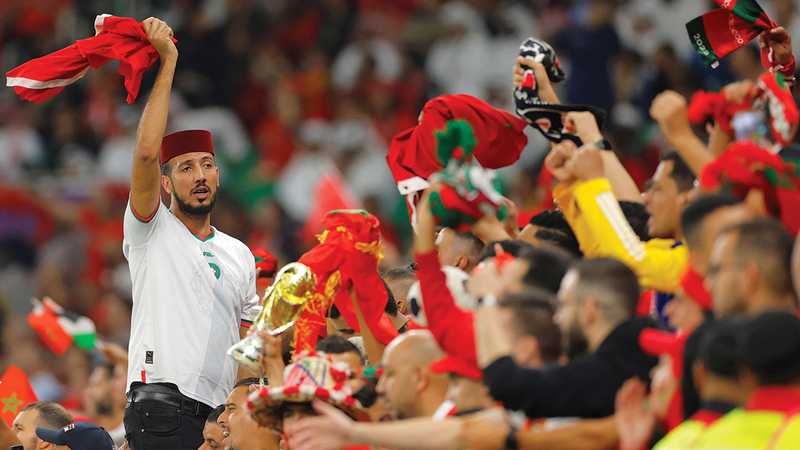 فرحة كبيرة بتأهل المغرب. تصوير: أسامة أبوغانم وباتريك كاستيلو