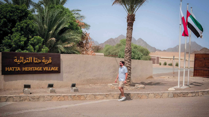 إلياس قندلفت: «فرص عديدة وجدتها في دبي، التي لمست فيها تعدد الثقافات وأصالة المجتمع».