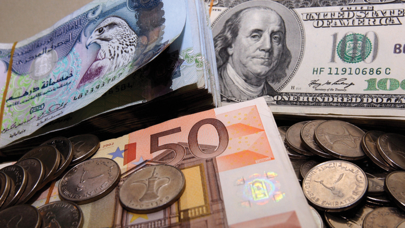 الروبية السريلانكية أكثر العُملات تراجعاً في سعر الصرف مقارنة بالدرهم. أرشيفية