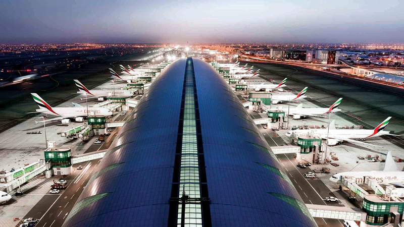 الإمارات سجلت نمواً بنسبة 67.4% في السعة المقعدية المجدولة على رحلات الطيران في مطارات الدولة خلال 2022.     أرشيفية