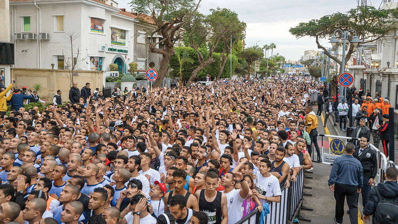 مشاركة واسعة شهدها الماراثون من أطياف وشرائح الشعب المصري كافة.   من المصدر