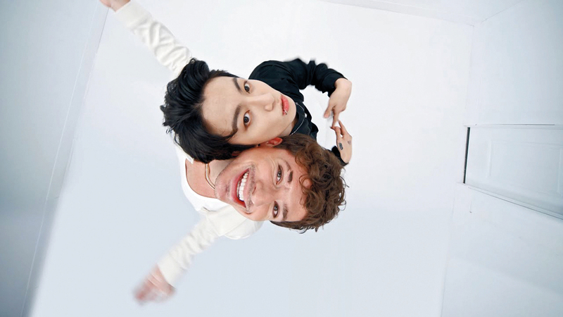 جونقكوك وتشارلي بوث -  عدد المشاهدات 268 مليوناً .