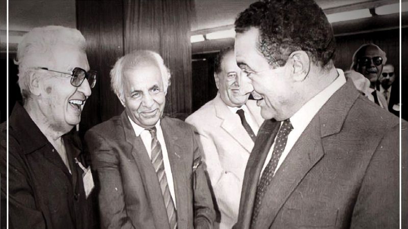 عبدالقدوس مع الرئيس السابق حسني مبارك. أرشيفية