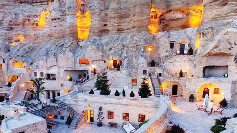 تشتهر كابادوكيا الساحرة بتقاليد الطهي المختلفة مع المناظر الطبيعية الخلابة والأجواء الأصيلة.