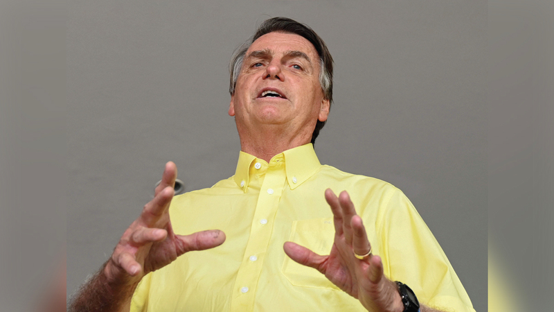 إنفاق بولسونارو من البطاقة الرئاسية يكشف حبه للوجبات الفاخرة وحياة البذخ.  أ.ف.ب