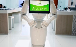 "رماس" موظف "كهرباء دبي" الافتراضي يرد على أكثر من 6.8 مليون استفسار