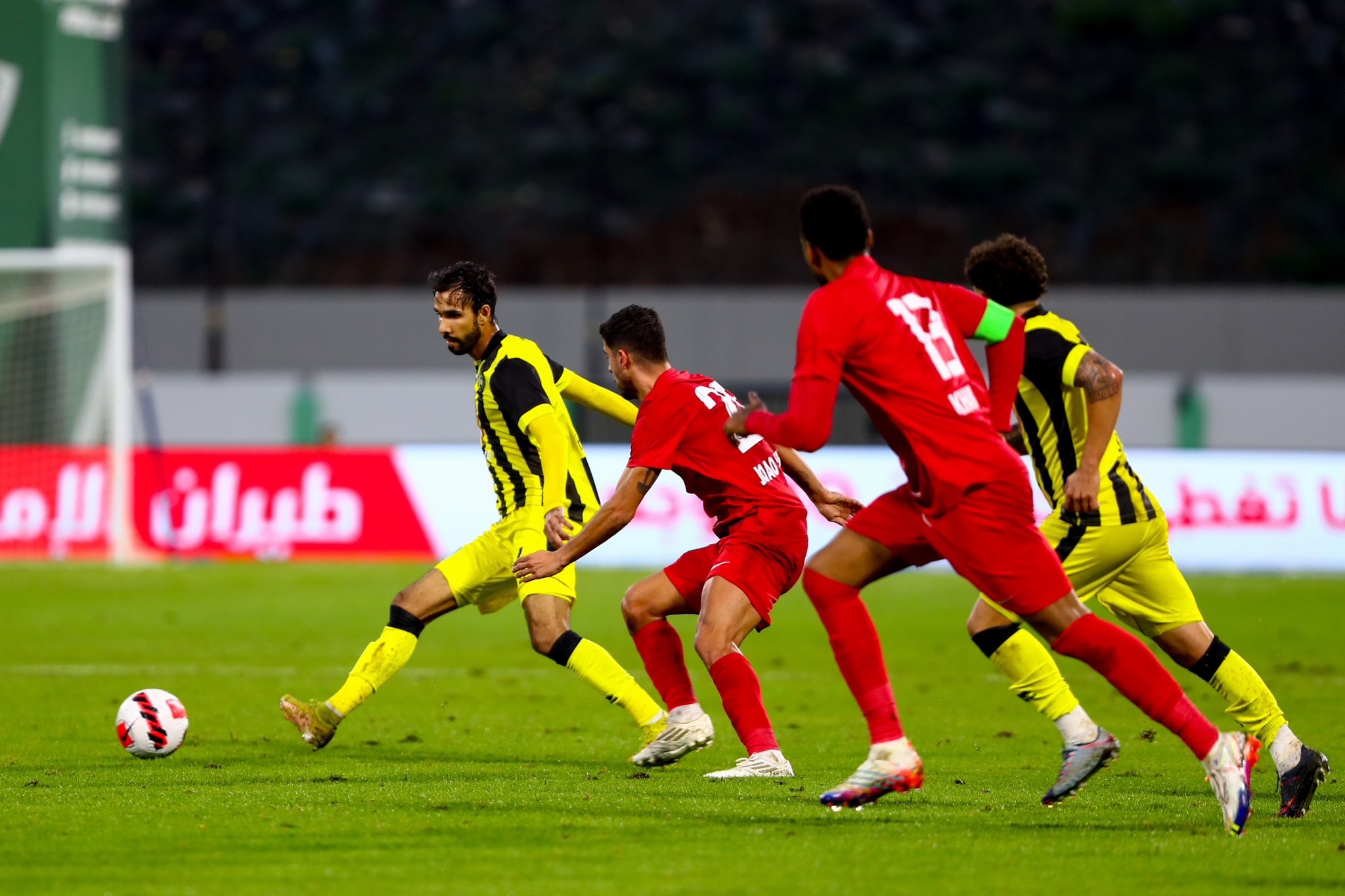 Video technology gives Al-Bataeh two penalties to tie Kalba