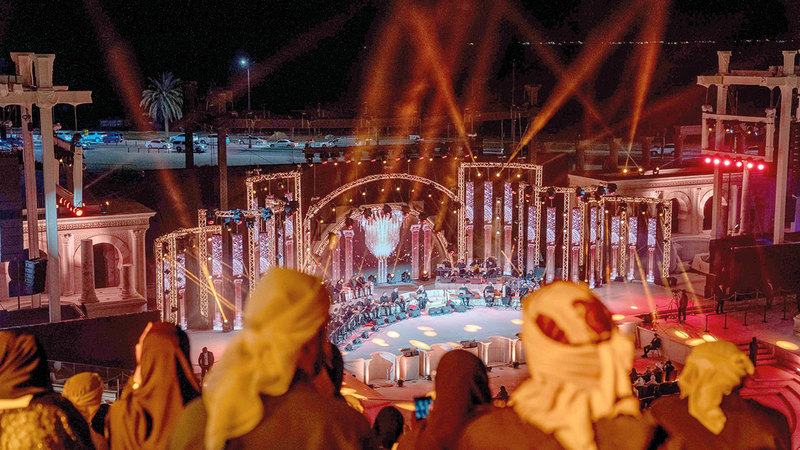 الأمسية شهدت حضوراً جماهيرياً لافتاً من محبي الطرب الخليجي. من المصدر