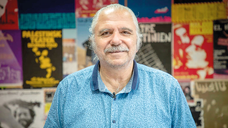 المخرج الفلسطيني عامر خليل مدير مسرح &laquo;الحكواتي&raquo;.