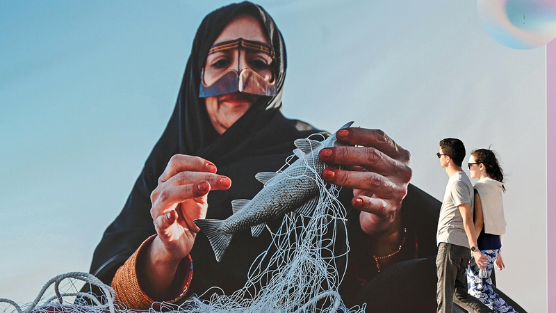 المهرجان لا يكتفي بالتعريف بالتراث ولكن يتيح لزوّاره ممارسة الحرف التقليدية. تصوير: إريك أرازاس