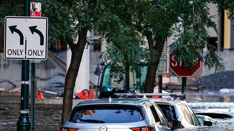 الفيضانات تسبب الخسائر وتربك حياة السكان في نيويورك. أرشيفية