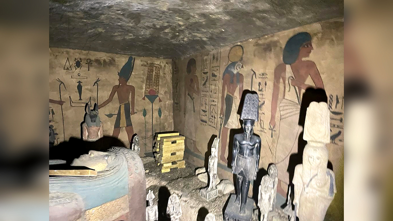 المقبرة المزيفة.  من المصدر