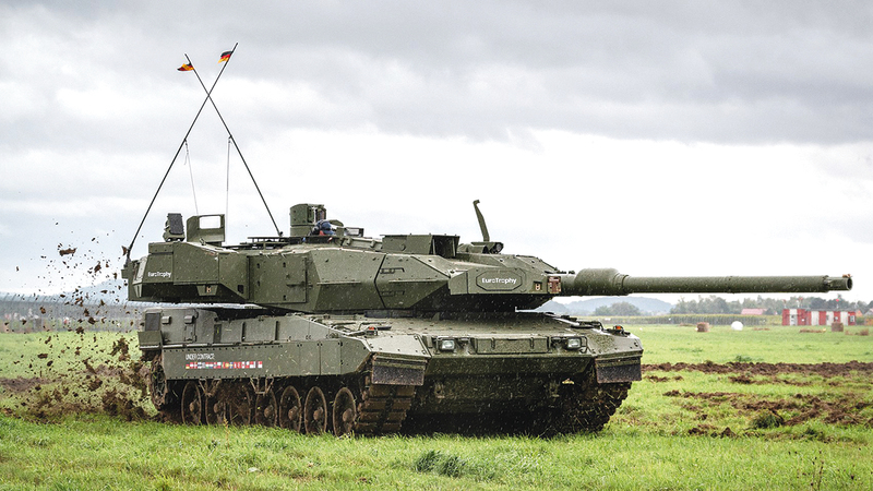 بعد أشهر من التردّد والتوتر وعدم اليقين قررت ألمانيا الأسبوع الماضي إرسال دبابات «ليوبارد 2» إلى أوكرانيا.  أرشيفية